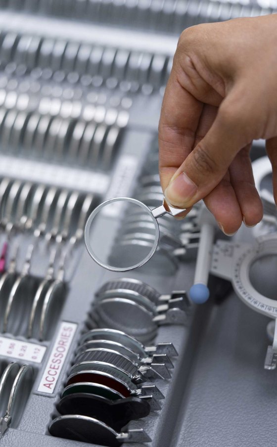 Lente de prueba en caja de optometría